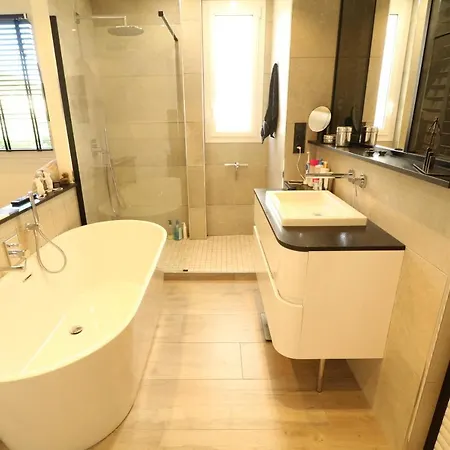 Port Canto 2 Bedroom With 2 Bathrooms 314 * カンヌ